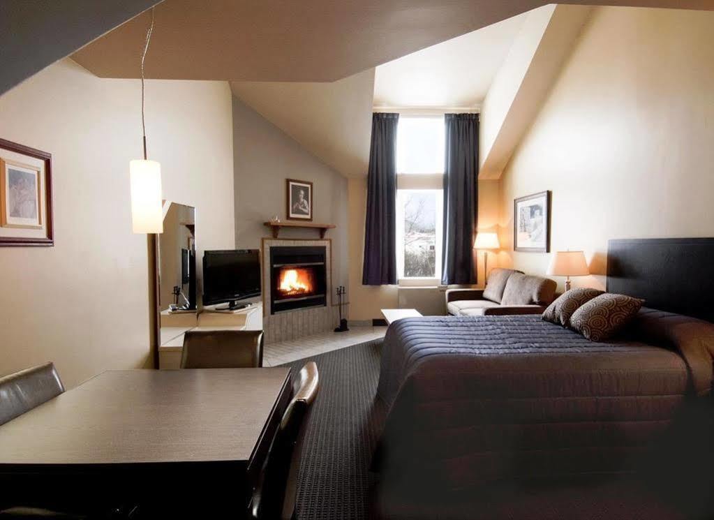 Hotel Vacances Tremblant Mont-Tremblant Dış mekan fotoğraf